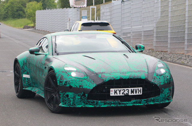 アストンマーティン ヴァンテージ 後継モデルのプロトタイプ(スクープ写真)