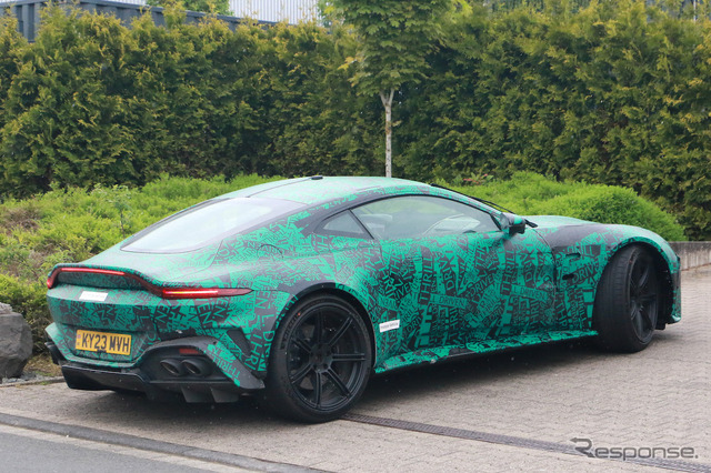 アストンマーティン ヴァンテージ 後継モデルのプロトタイプ(スクープ写真)