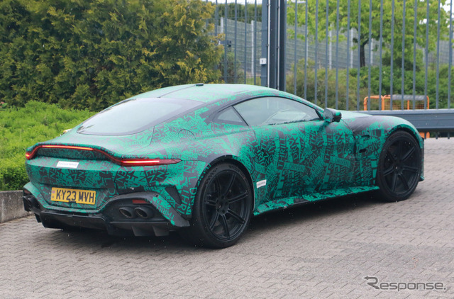 アストンマーティン ヴァンテージ 後継モデルのプロトタイプ(スクープ写真)