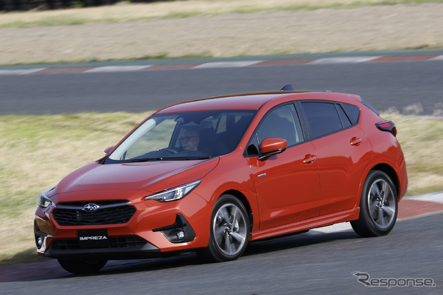 スバル インプレッサ 新型(プロトタイプ)