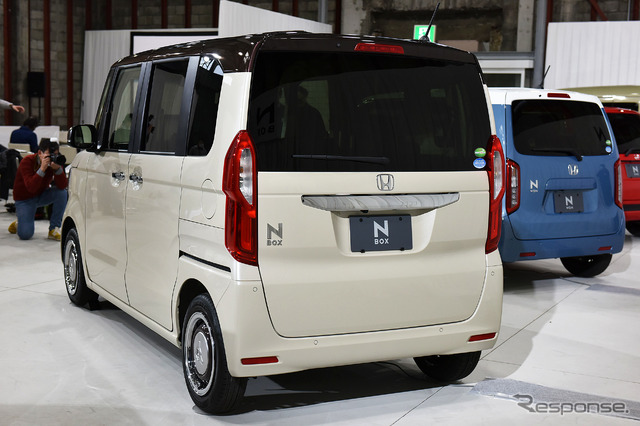 ホンダ N-BOX