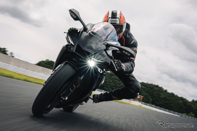 ブリヂストン「BATTLAX HYPERSPORT S22」