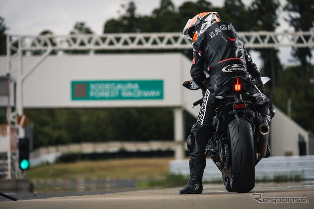 ブリヂストン「BATTLAX HYPERSPORT S22」