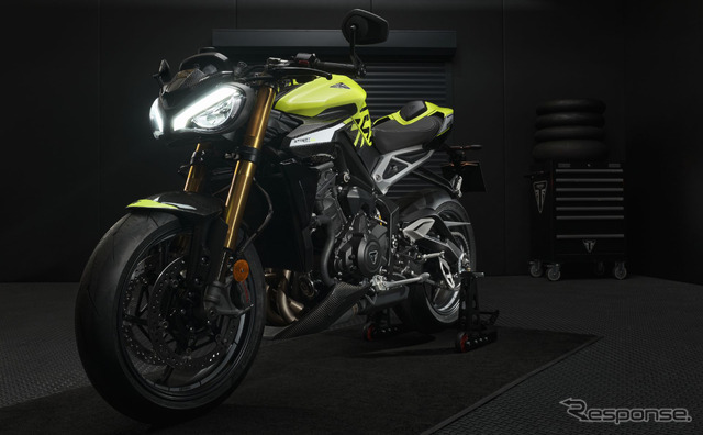 トライアンフ ストリートトリプル765 Moto2エディション