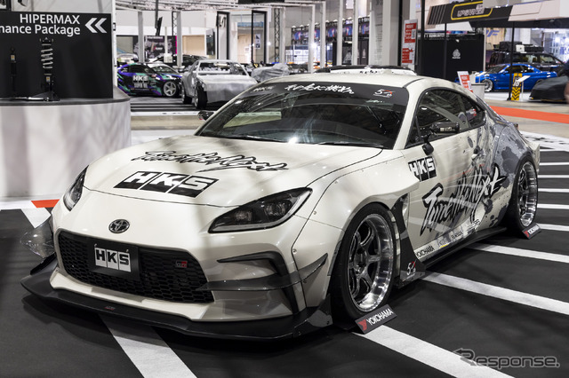 HKS ドライビングパフォーマー GR86 タイプ-R