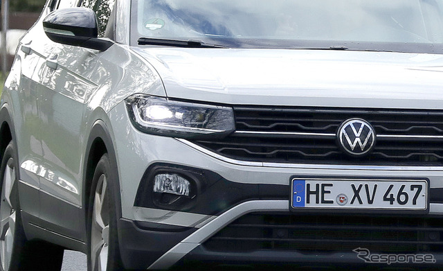 VW T-Cross 改良新型プロトタイプ(スクープ写真)
