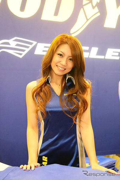 【Today's オートガール】コンパニオン写真蔵…東京オートサロン09 その3