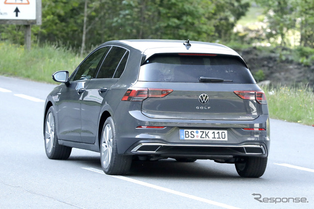 VW ゴルフ 改良新型プロトタイプ(スクープ写真)