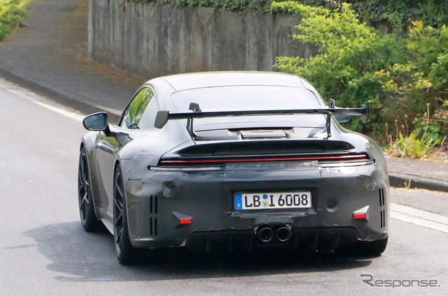 ポルシェ 911 GT3 改良新型プロトタイプ(スクープ写真)
