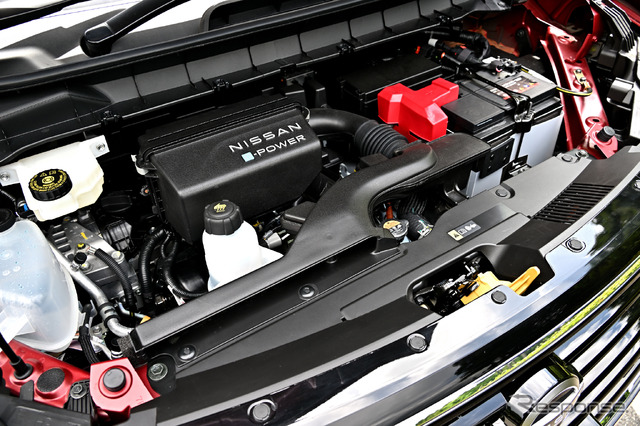 日産 セレナ e-POWER LUXION