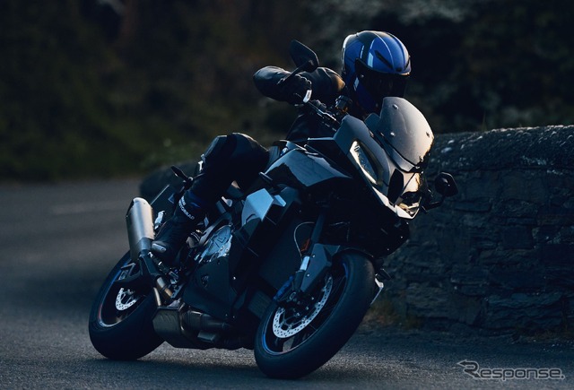 BMW M 1000 XR のプロトタイプ