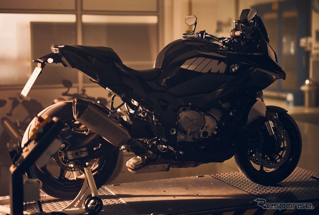 BMW M 1000 XR のプロトタイプ