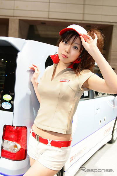 【Today's オートガール】コンパニオン写真蔵…東京オートサロン09 その4
