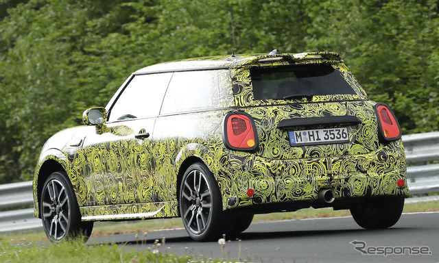 MINI クーパー S 次期型プロトタイプ(スクープ写真)
