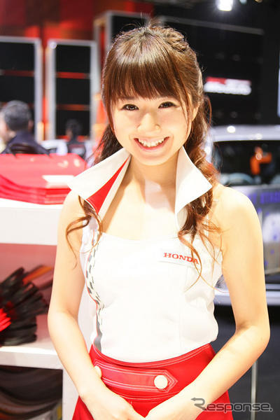 【Today's オートガール】コンパニオン写真蔵…東京オートサロン09 その5