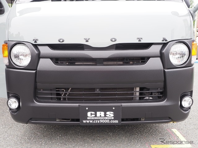 中古のハイエースをベースにしたCRSのカスタムカー