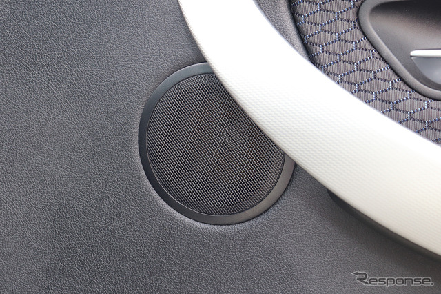 「パワーアンプ内蔵DSP」を核としてシステムが組まれたオーディオカーの一例(製作ショップ:オートステーションK2<大阪府>)。