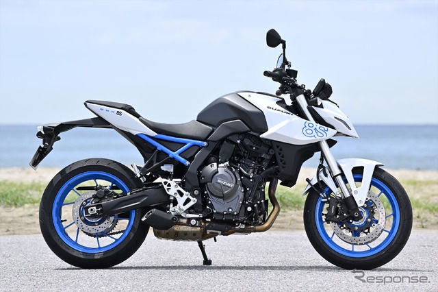 スズキ GSX-8S