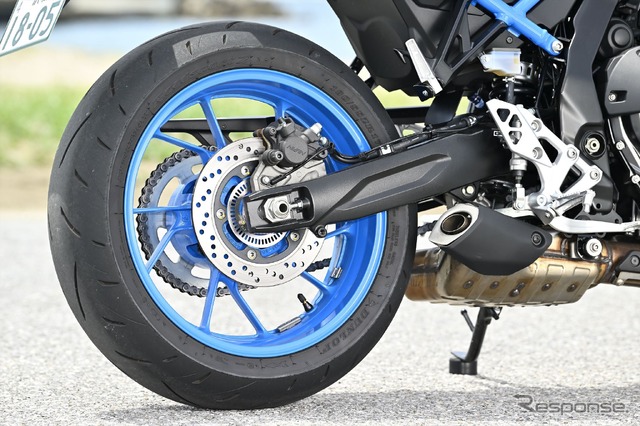 スズキ GSX-8S