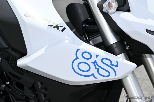 スズキ GSX-8S