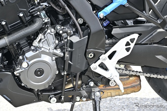 スズキ GSX-8S