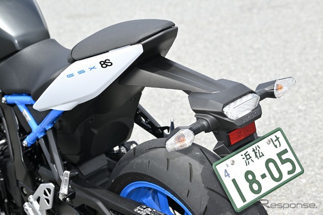 スズキ GSX-8S