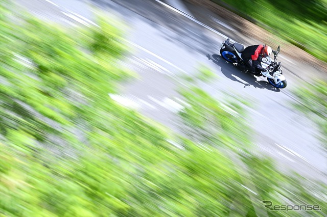 スズキ GSX-8S