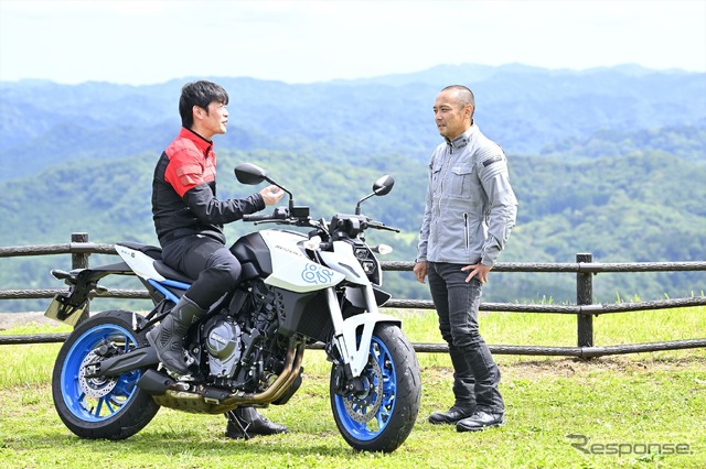 スズキ GSX-8Sと伊丹孝裕と小川勤