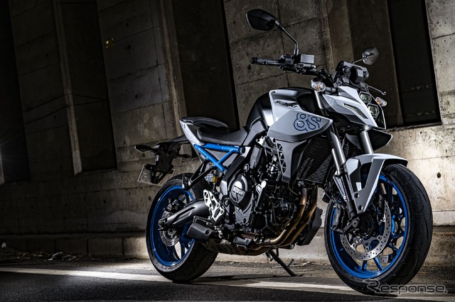 スズキ GSX-8S