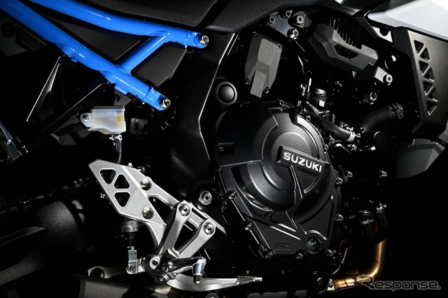 スズキ GSX-8S