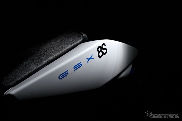 スズキ GSX-8S