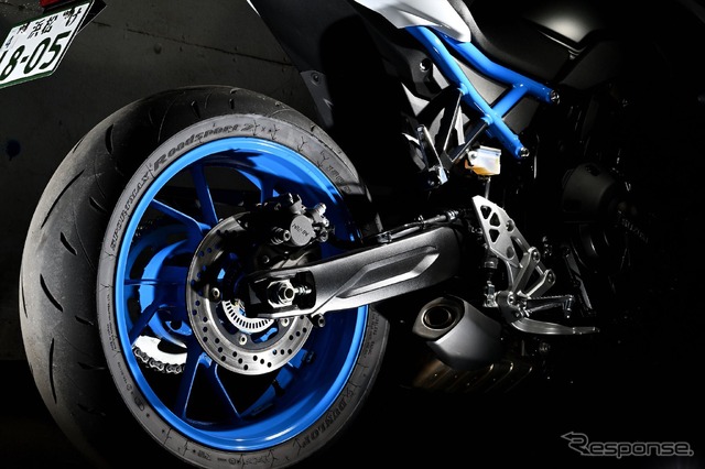 スズキ GSX-8S