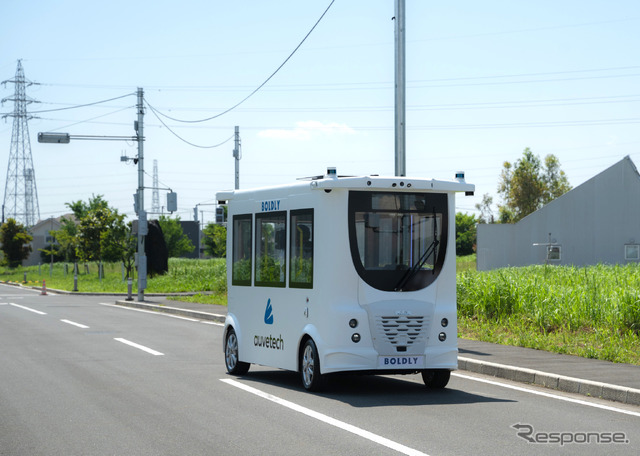 自動運転レベル4に対応した小型EVバス「MiCa（ミカ）」