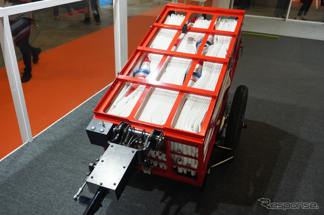 ヤマハの次世代型電動アシストホースカー『X-QUICKER』（東京国際消防防災展2023）