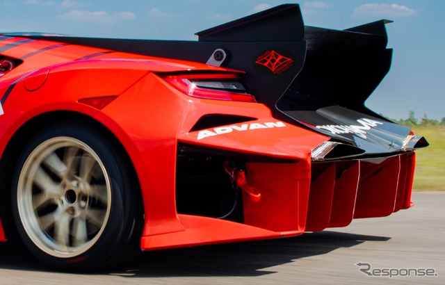 アキュラ NSX タイプS の「アクティブ・エアロ・スタディ」