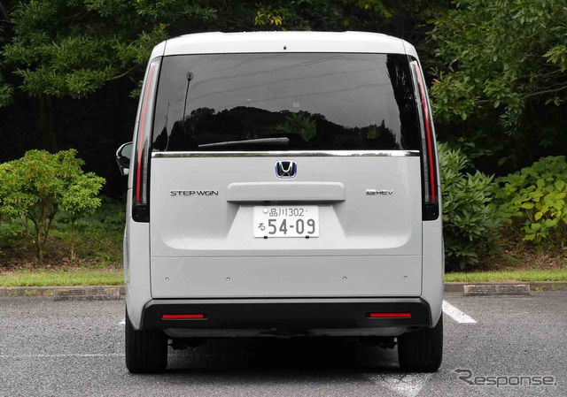 ホンダ ステップワゴン e:HEV AIR