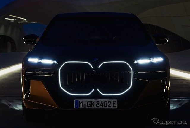 BMW i7 の「M70 xDrive」