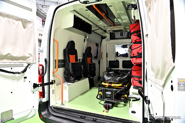 東京消防庁日産NV400救急車(東京国際消防防災展2023)