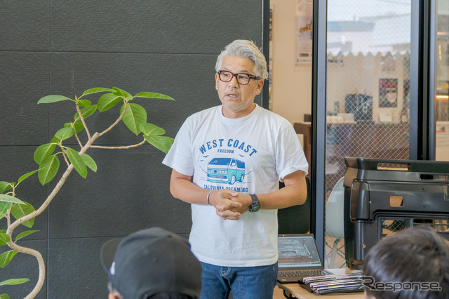アルパインニューズ 常務取締役 今村仁氏。「熱狂」の意味について熱く語った。