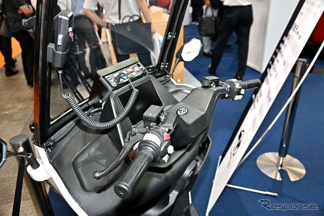 トーハツの3輪EV消防バイク、颯(東京国際消防防災展2023)