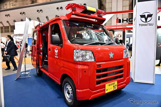 トーハツの軽4WD小型消防車デッキバンタイプ(東京国際消防防災展2023)