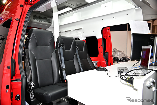 トーハツの消防機材搭載多用途消防車(東京国際消防防災展2023)