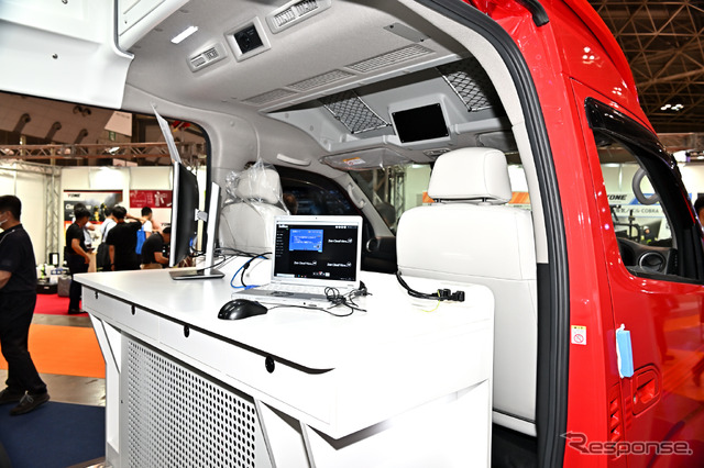 トーハツの消防機材搭載多用途消防車(東京国際消防防災展2023)