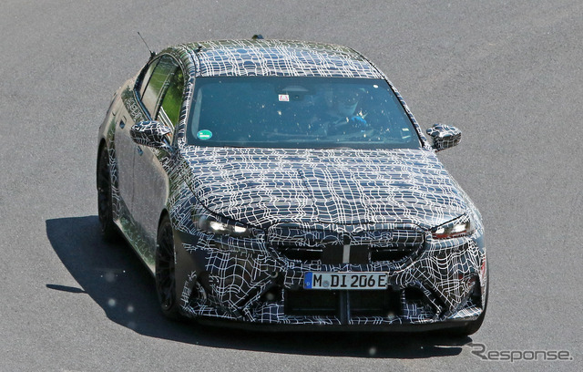 BMW M5 次期型プロトタイプ(スクープ写真)