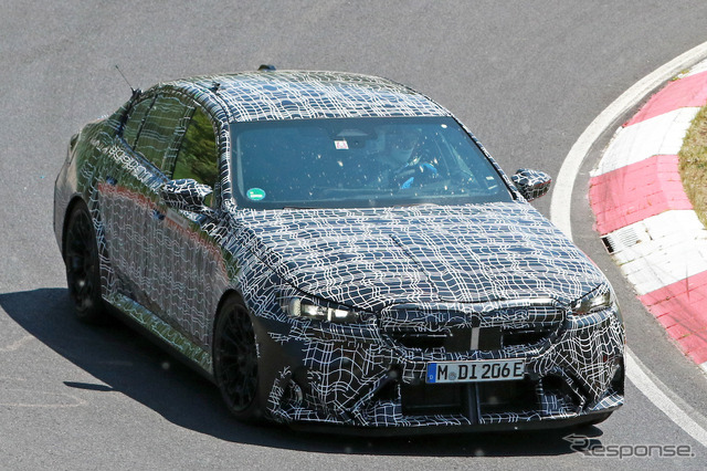 BMW M5 次期型プロトタイプ(スクープ写真)