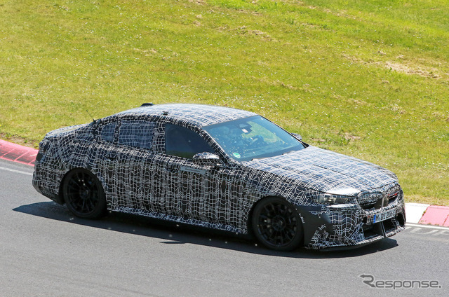 BMW M5 次期型プロトタイプ(スクープ写真)