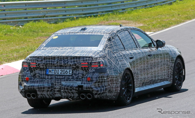 BMW M5 次期型プロトタイプ(スクープ写真)