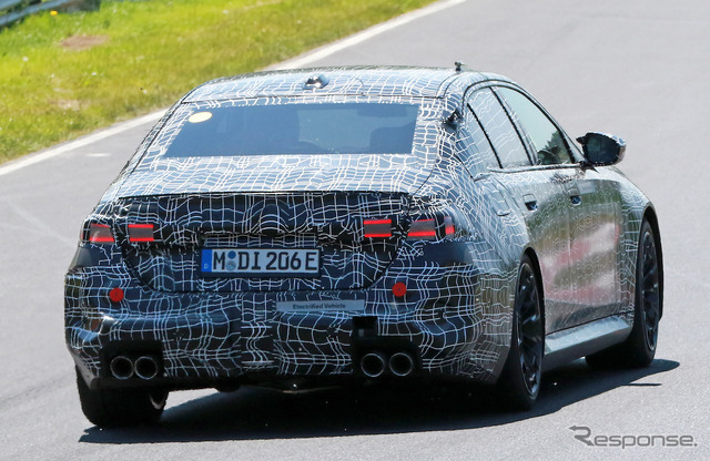 BMW M5 次期型プロトタイプ(スクープ写真)