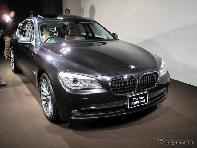 【BMW 7シリーズ 新型発表】ハイブリッドは来年、その他のバリエーションは?