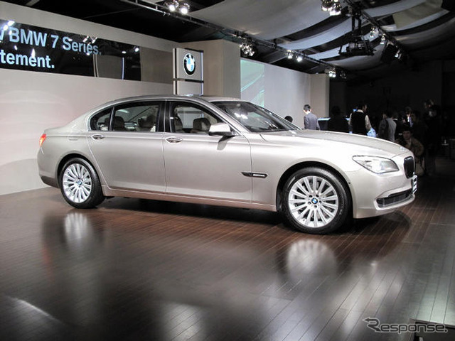 【BMW 7シリーズ 新型発表】ハイブリッドは来年、その他のバリエーションは?